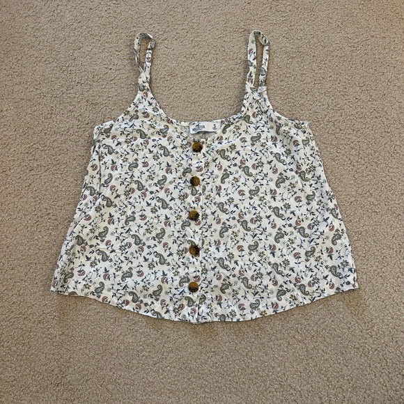 Hollister tank tops - Picture 2 of 11